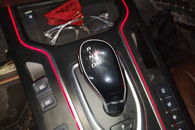 Used Wey VV7 2020 2.0T Flagship Edition Gear Lever