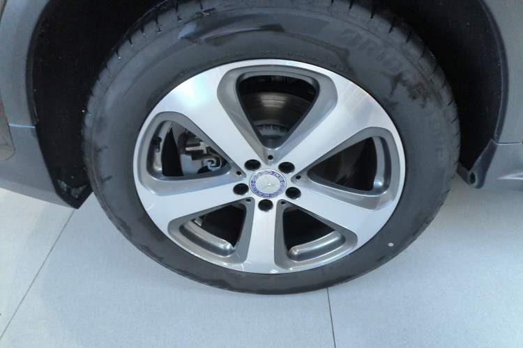 Used Mercedes-Benz GLC 2017 GLC 260 4MATIC Luxury Model