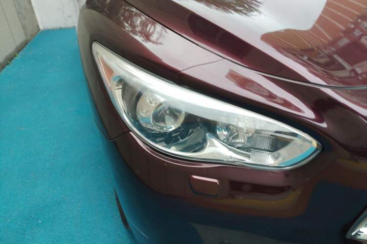 Used Infiniti QX60 2014 2.5 S/C Hybrid All-Wheel-Drive Versatile Edition
