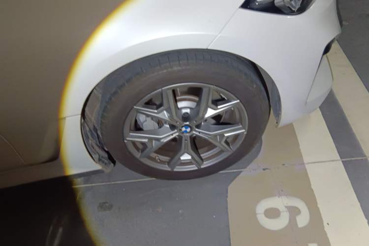 Used BMW i3 2025 eDrive 35 L Right Front Wheel Hub