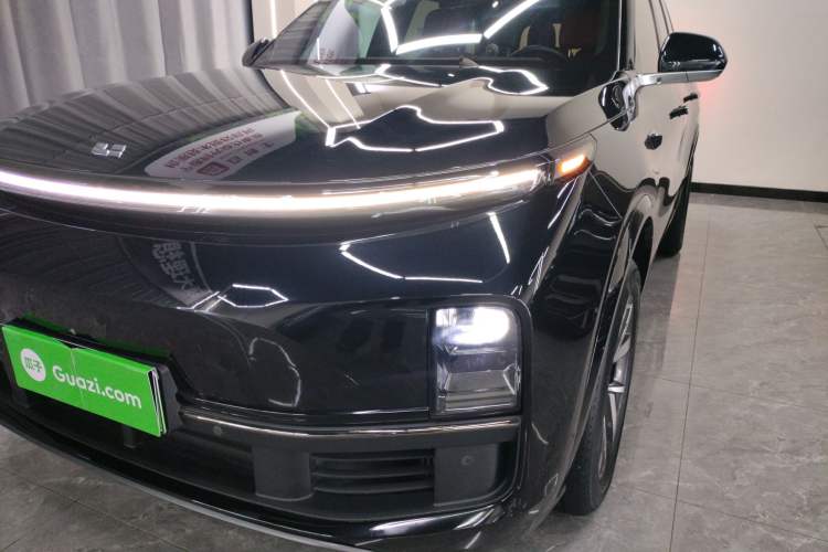 Used Li Auto L8 2023 Pro Model
