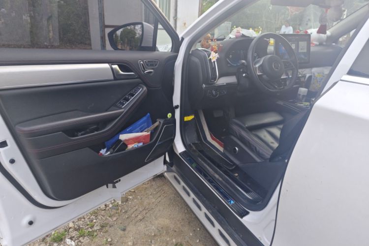 Used BYD Tang New Energy 2018 DM 2.0T All-Wheel Drive Smart Connect Genesis Edition 7 Seats China V Emission Standard