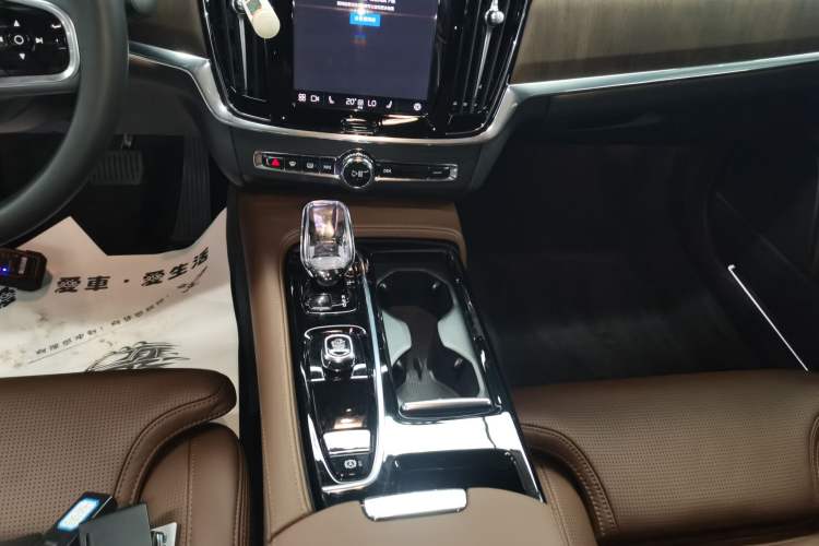 Used Volvo S90 New Energy 2024 Plug-in Hybrid Four-Wheel Drive Long-Range Luxury Smart Edition