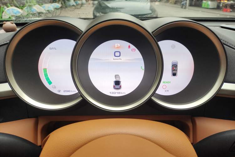 Used ORA Lightning Cat 2022 555 km Luxury Edition