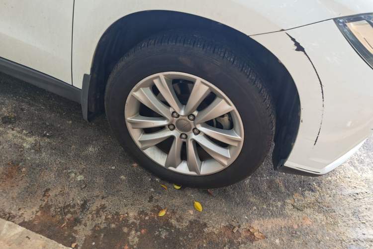 Used Haval H2 2015 1.5T Automatic Two-Wheel Drive Elite Edition Right Front Wheel Hub