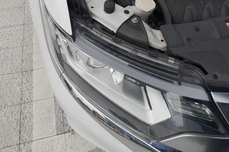 Used Mitsubishi Outlander 2019 2.0L Two-Wheel Drive Comfort Edition 5 Seats China V Standard