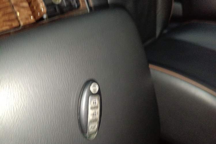 Used Nissan Patrol 2016 5.6L Standard Edition
