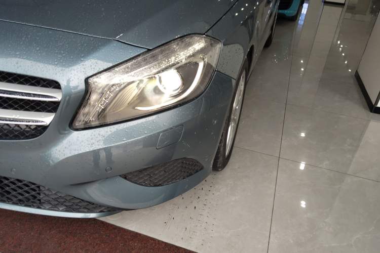 Used Mercedes-Benz A-Class (Import) 2013 A 200 Urban Edition