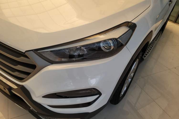 Used Hyundai Tucson 2015 1.6T Dual-Clutch Two-Wheel-Drive Smart Model
