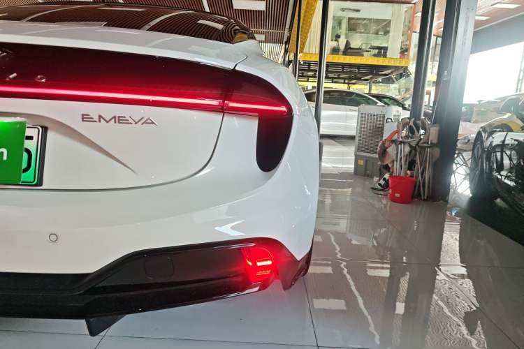 Used Lotus EMEYA 2024 EMEYA L+
