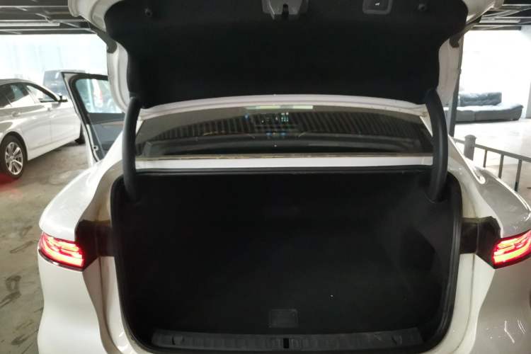 Used VOYAH PASSION 2023 Four-Wheel Drive Long-Range Version
