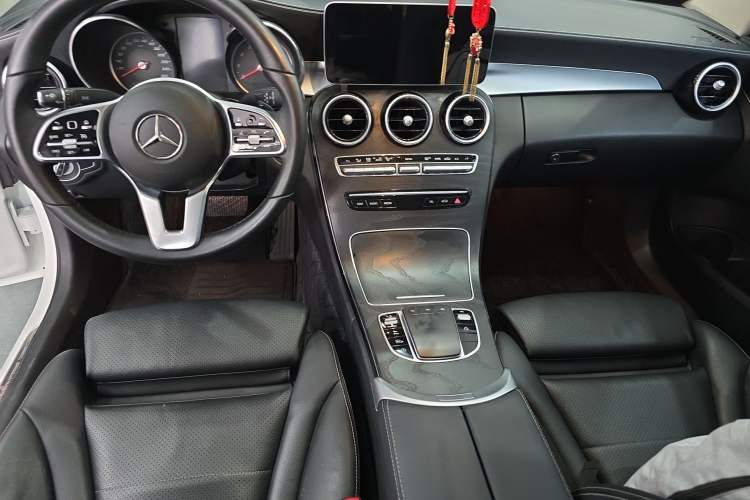 Used Mercedes-Benz C-Class 2019 C 180 L Fashion Edition Sport Version
