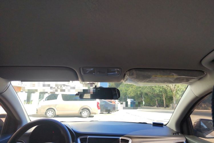 Used Hyundai Verna (new generation) 2016 1.4L Manual Cool Edition GLS Headliner