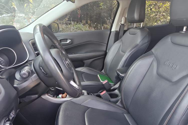 Used Jeep Compass 2017 200T Automatic Family Edition