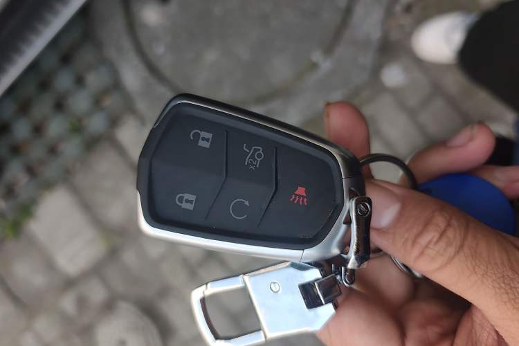 Used Cadillac XT5 2021 28T Luxury Model