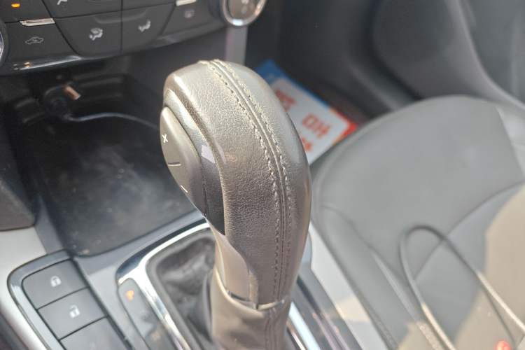 Used Chevrolet Malibu 2016 2.0L Automatic Luxury Edition
