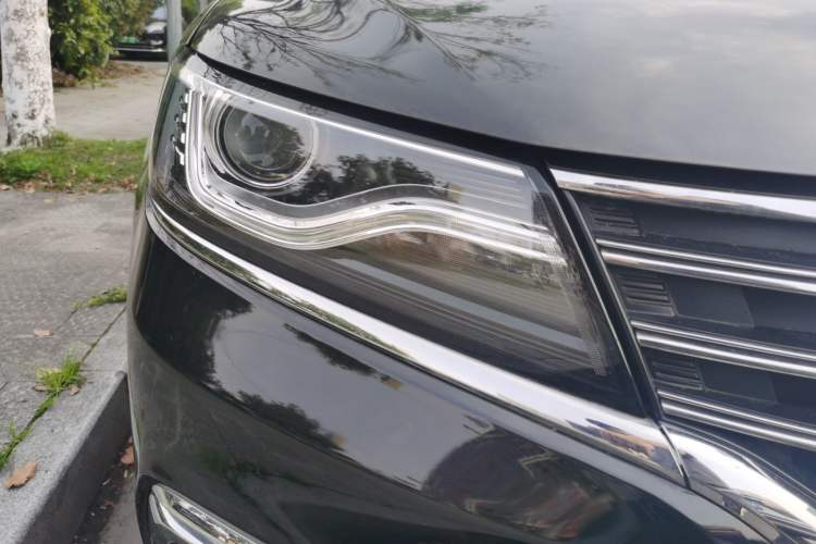 Used Roewe RX5 2016 20T Two-Wheel Drive Automatic Flagship Edition
