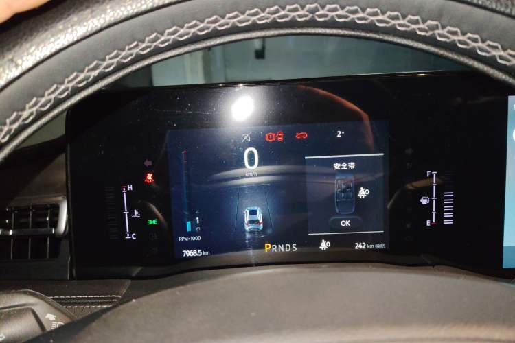 Used Ford Edge 2021 PLUS EcoBoost 245 Two-Wheel-Drive Platinum Edition 5 Seats
