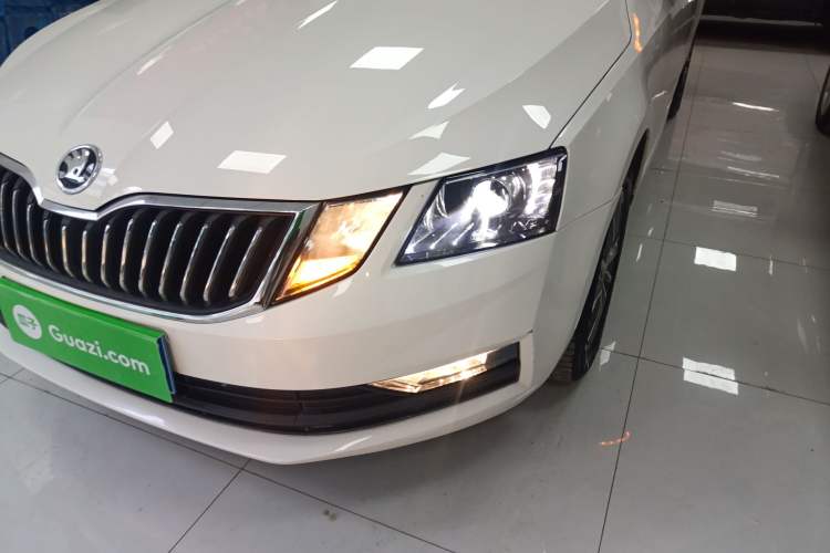 Used Skoda Octavia 2021 1.5L Automatic Comfort Edition
