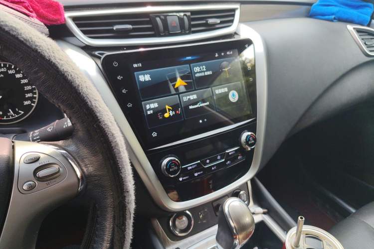 Used Nissan Murano 2019 2.5L XL Two-Wheel Drive Smart Connect Luxury Edition China VI Standard