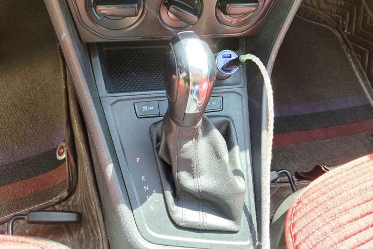 Used Volkswagen Lavida 2017 1.6L Automatic Fashion Edition
