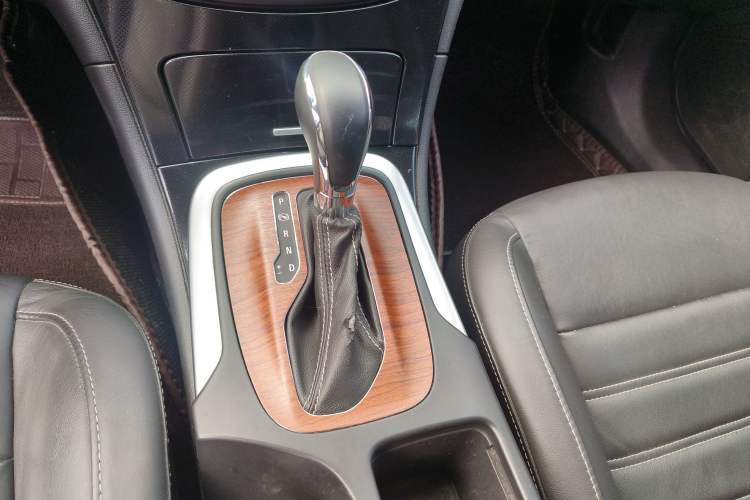 Used Buick Regal 2014 1.6T Fashionable Tech Edition
