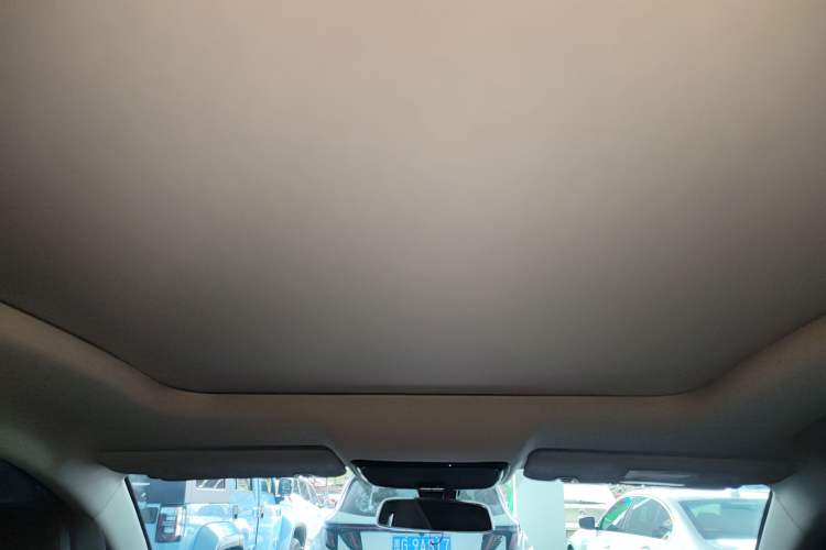 Used JETOUR Dashing 2025 1.5T DCT Youth UP
