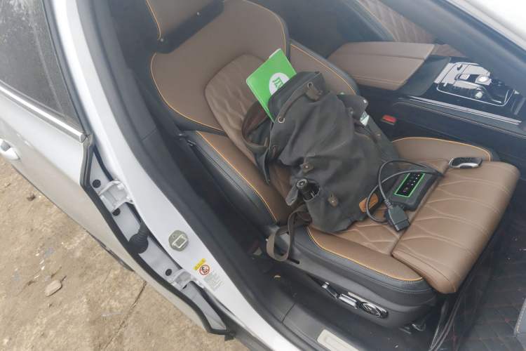 Used BYD Tang New Energy 2021 DM-i 112KM Prestige Model Right Front Seat