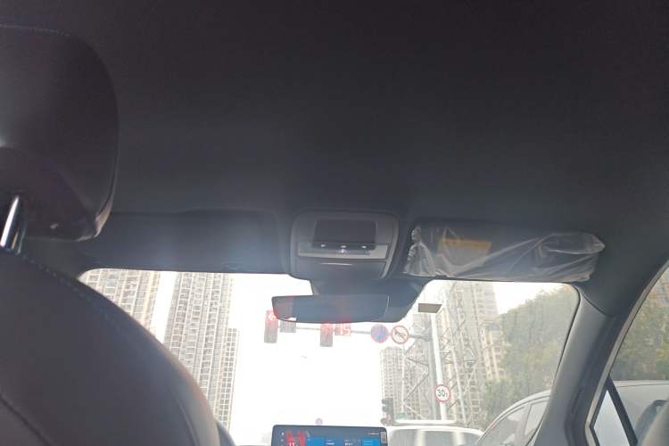 Used MG 4 EV 2022 425 km Luxury Edition
