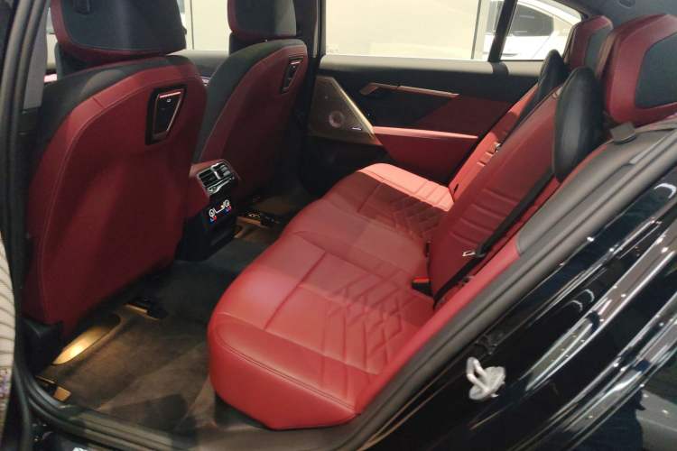 Used BMW 5 Series 2025 530Li Luxury Edition M Sport Package