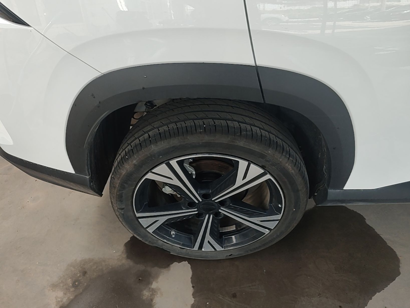 Geely Auto Emgrand X7 Sport 2026 Model 1.5TD Beloved — снимка 11