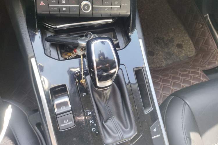 Used Wey VV7 2017 2.0T Flagship Model