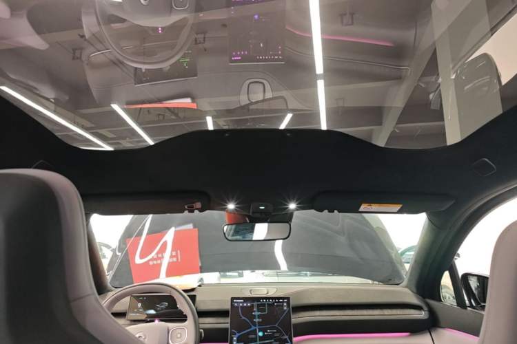 Used Nio EC6 2024 75 kWh