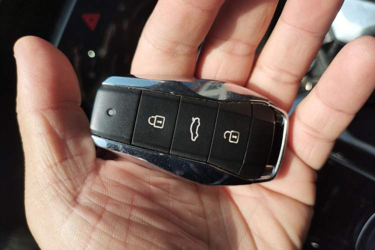 Used SOL QX 2021 300T DCT Flagship Smart Connectivity Version