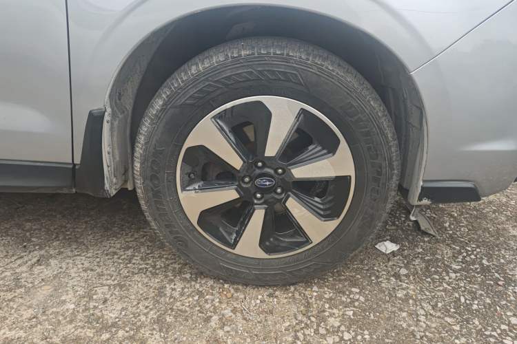 Used Subaru Forester 2016 2.5i Luxury Navigation Edition
