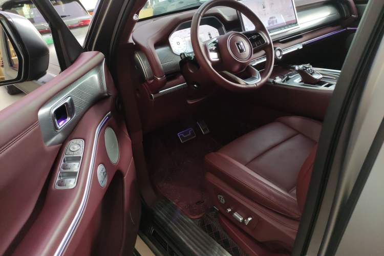 Used Tank 700 New Energy 2024 Hi4-T Extreme Edition
