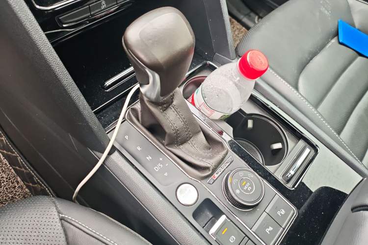 Used Volkswagen Teramont 2019 380TSI Four-Wheel Drive Luxury Version China VI Standard Gear Lever