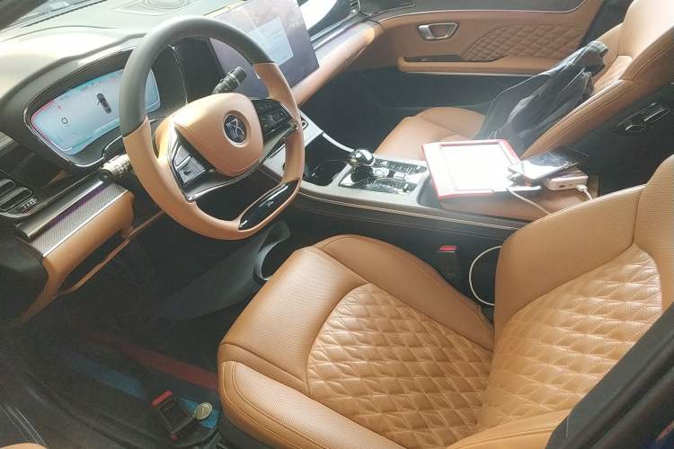 Used BYD Han 2020 EV Four-Wheel Drive High-Performance Flagship Model
