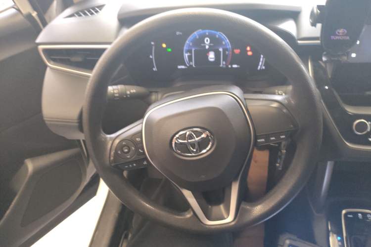 Used Toyota FRONTLANDER 2023 2.0L CVT Elite Edition
