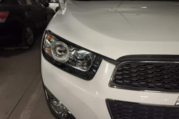 Used Chevrolet Captiva 2012 2.4L 4x4 Flagship Edition 7 Seats
