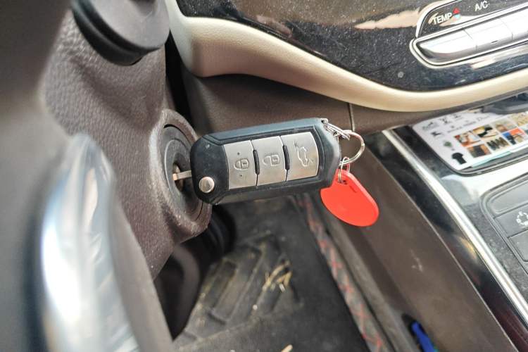 Used GAC Trumpchi M6 2019 270T Automatic Elite Edition (7-seater) China V Standard Vehicle Key