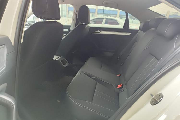 Used Volkswagen Lamando 2021 230TSI DSG Fashion Edition
