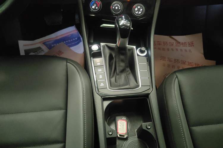 Used Volkswagen Sagitar 2021 200TSI DSG Comfort Connect Edition Gear Lever