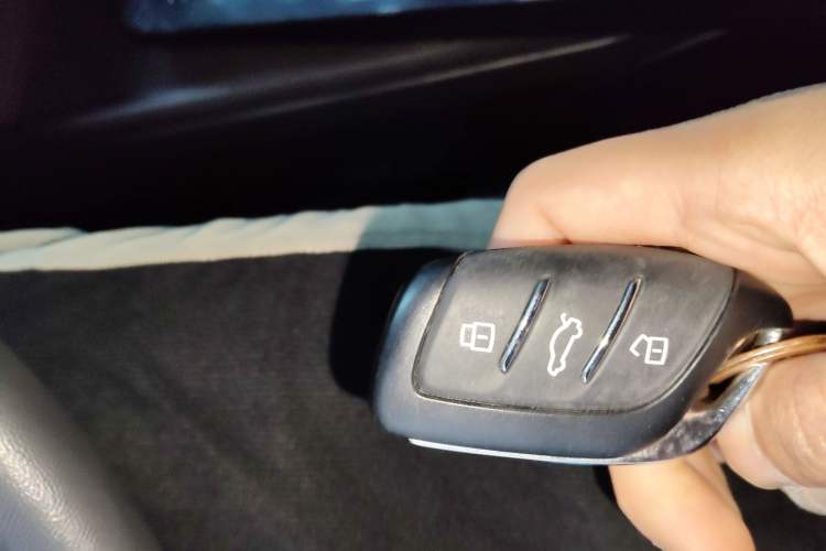 Used MG 5 2021 180 DVVT CVT Youth Luxury Edition
