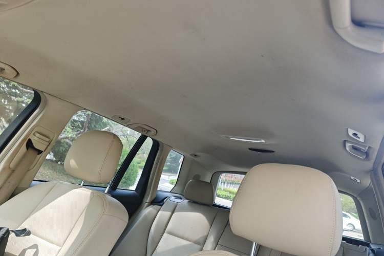 Used Mercedes-Benz GLK-Class 2011 GLK 300 4MATIC Dynamic Model