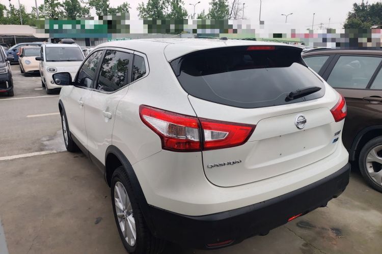 Used Nissan Qashqai 2017 2.0L CVT Elite Edition China V Standard Exterior 2
