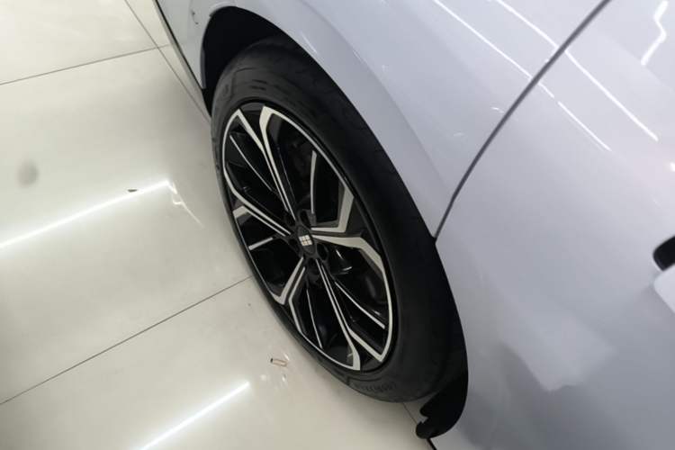 Used Geely Galaxy E8 2025 700 km Long-Range Intelligent Driving Version
