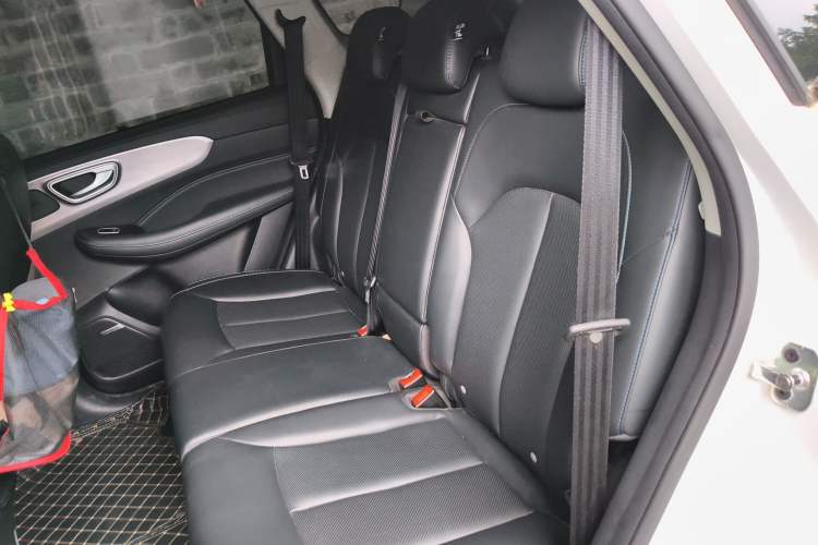 Used Roewe RX5 2020 PLUS 300TGI Automatic Ali National Style Luxury Edition