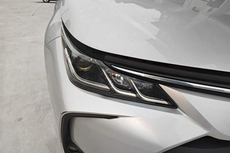 Used Toyota Corolla 2021 1.2T S-CVT Pioneer PLUS Edition Right Front Headlight