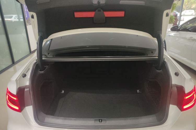 Used Audi A4L 2018 30th Anniversary Edition 40 TFSI Trendy Model
